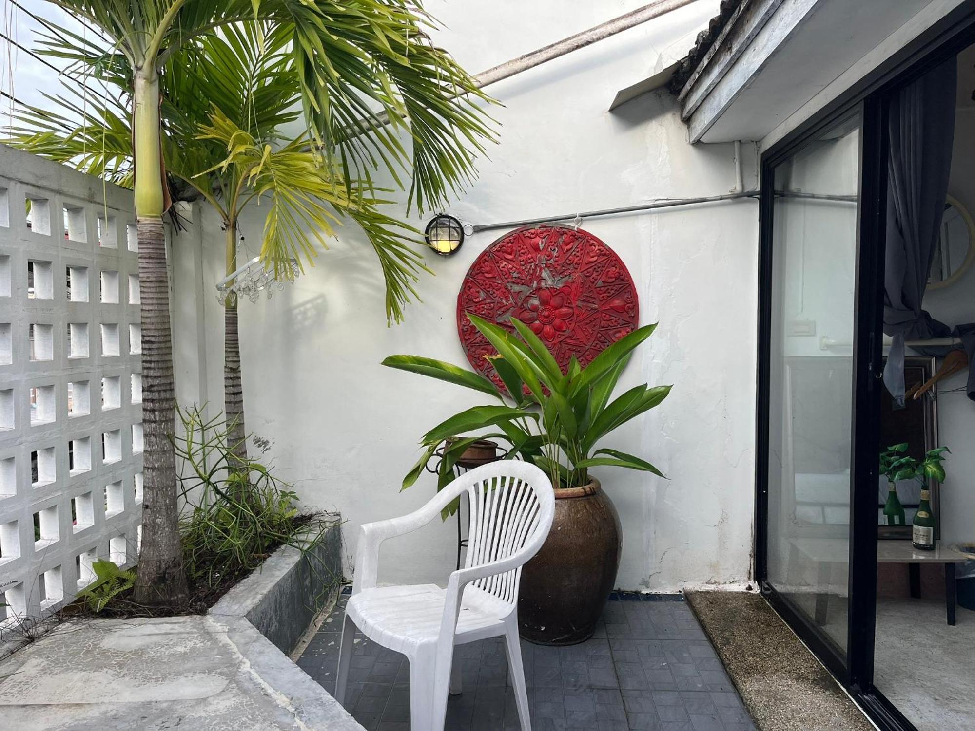 Auntie & Niece Phuket Appartement Ban Sam Kong Buitenkant foto